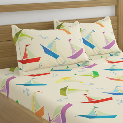 Colorful Paper Boats Print Bed Sheet